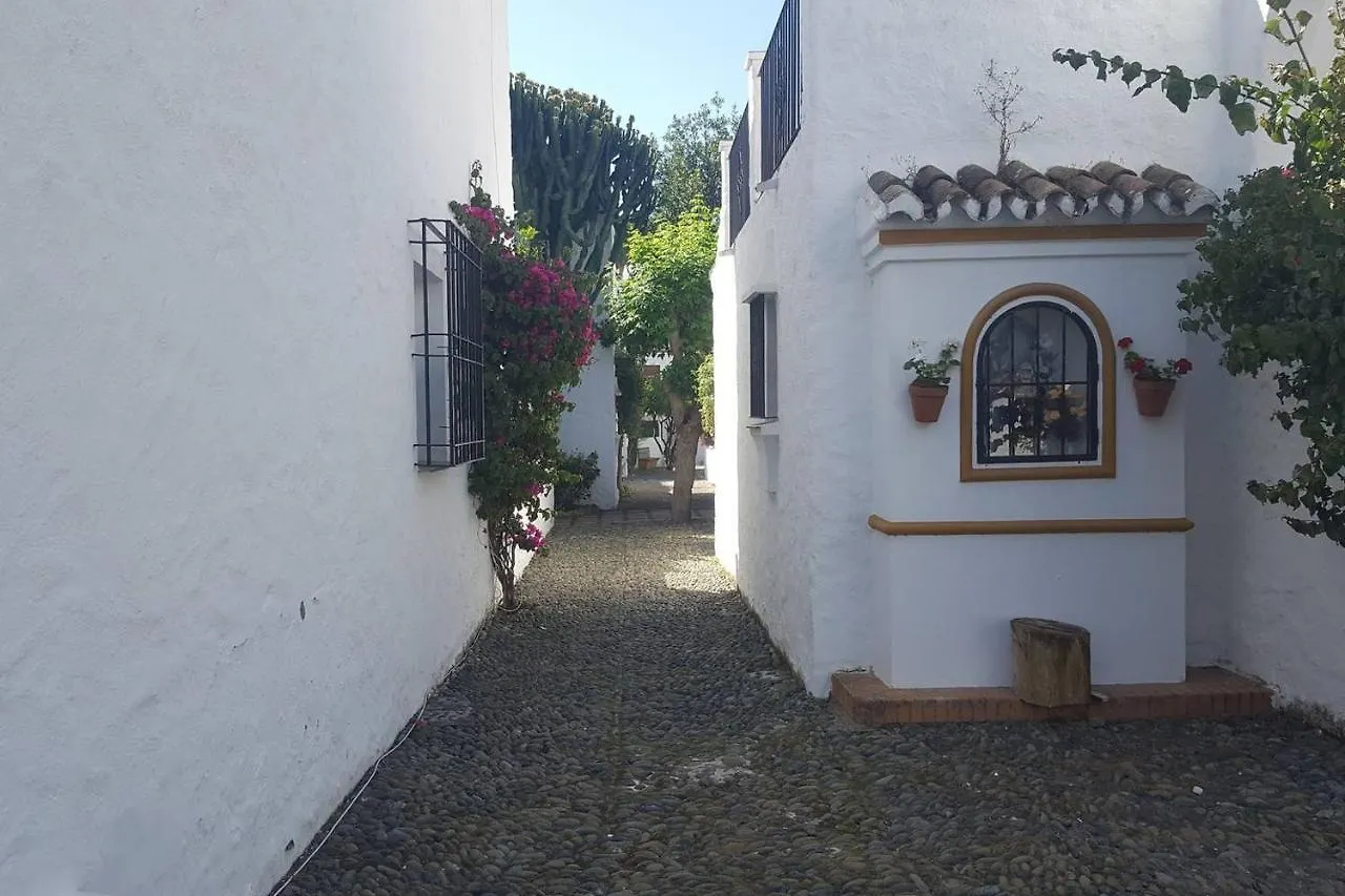 Precioso Apartamento A Pie De Playa En La Nueva Milla De Oro Entre Estepona Y Marbella Дом отдыха
